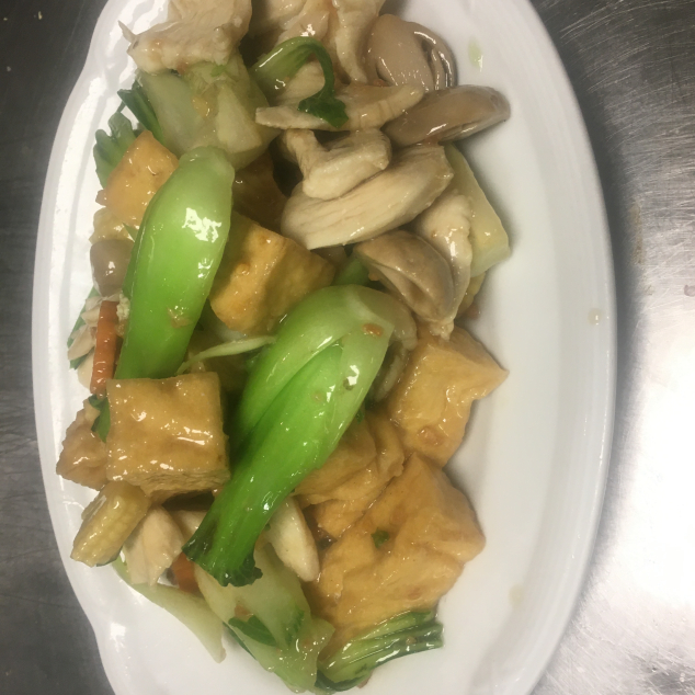 豆腐白菜鸡Tofu met pak-choi en kip met witte rijst